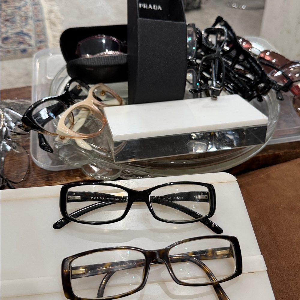 Prada VPR 06 51‎ 16 1AB-101 132 or VPR 18M 53 15 2AU-101 135 - Picture 6 of 9